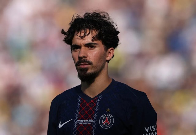 El centrocampista ‘soñado’ del Real Madrid nombra a la leyenda del club como su ídolo El centrocampista ‘soñado’ del Real Madrid nombra a la leyenda del club como su ídolo