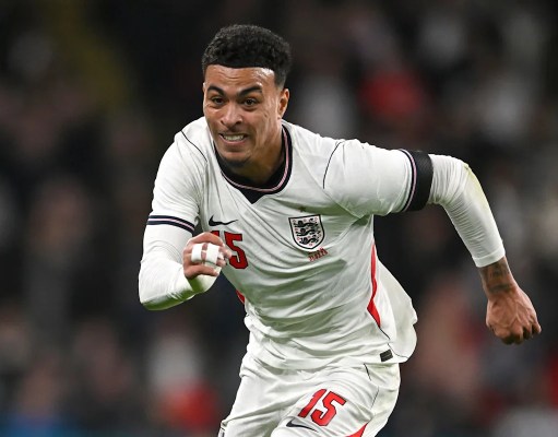 El Chelsea se encuentra entre los clubes que esperan conseguir este talento del Aston Villa: ¿debería Rosenior incorporarlo? El Chelsea se encuentra entre los clubes que esperan conseguir este talento del Aston Villa: ¿debería Rosenior incorporarlo?