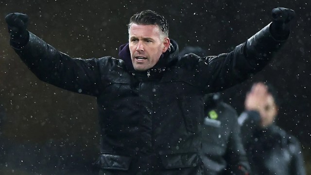 Análisis: Los luchadores caen luchando Análisis: Los luchadores caen luchando