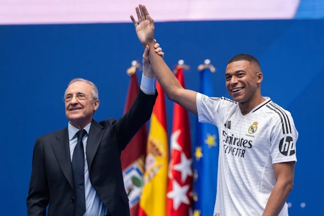 Florentino Pérez molesto con la actitud de la superestrella del Real Madrid; Lo quiere en la cancha en El Clásico Florentino Pérez molesto con la actitud de la superestrella del Real Madrid; Lo quiere en la cancha en El Clásico