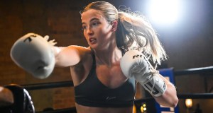 Cómo un video casero inspirador lanzó a un luchador del evento principal Cómo un video casero inspirador lanzó a un luchador del evento principal