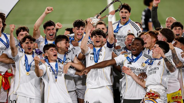 La cantera del Real Madrid triunfa con su segundo título de la UEFA Youth League en los penaltis La cantera del Real Madrid triunfa con su segundo título de la UEFA Youth League en los penaltis