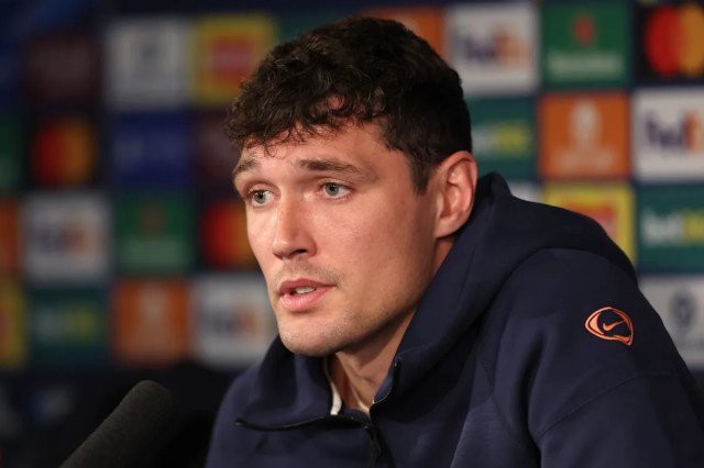 El Barcelona retrasa la decisión sobre el reemplazo de Christensen a pesar de una lesión de larga duración El Barcelona retrasa la decisión sobre el reemplazo de Christensen a pesar de una lesión de larga duración