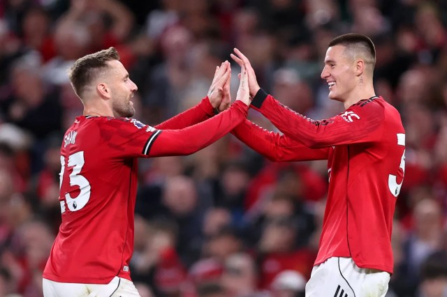 Man Utd hizo sudar con victorias consecutivas en PL de Brentford Man Utd hizo sudar con victorias consecutivas en PL de Brentford