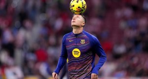 El veterano del Barcelona no está convencido de la propuesta de recorte salarial del club en medio de un futuro incierto El veterano del Barcelona no está convencido de la propuesta de recorte salarial del club en medio de un futuro incierto