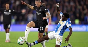 Los Rangers enfrentan competencia por este mediocampista emergente disponible gratis este verano: ¿Qué debería hacer Rohl? Los Rangers enfrentan competencia por este mediocampista emergente disponible gratis este verano: ¿Qué debería hacer Rohl?