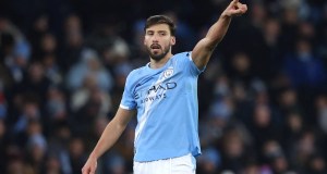 Exclusiva: El joven defensa nombra a la estrella del Manchester City que “admira” Exclusiva: El joven defensa nombra a la estrella del Manchester City que “admira”