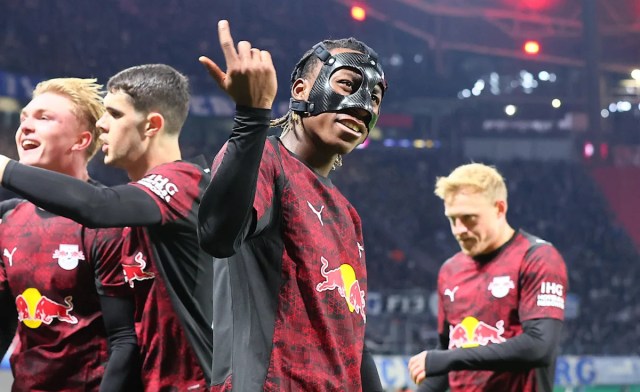 Liverpool insta a fichar al talentoso delantero 14-G/A de la Bundesliga Liverpool insta a fichar al talentoso delantero 14-G/A de la Bundesliga