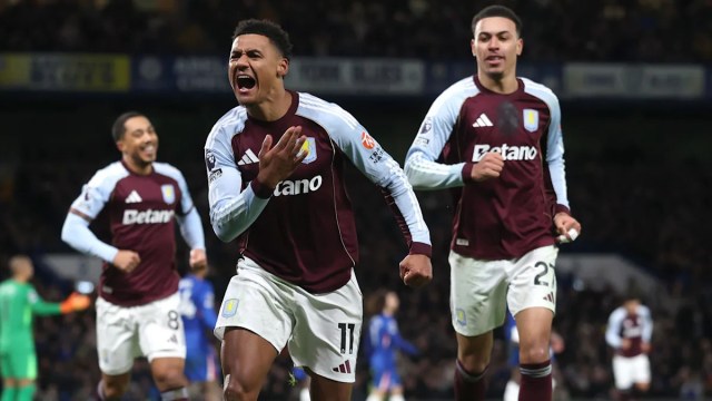 Emery resta importancia a las conversaciones sobre el título en el Villa en forma Emery resta importancia a las conversaciones sobre el título en el Villa en forma