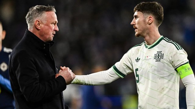 Los ojos puestos en el futuro de Irlanda del Norte mientras termina el sueño de la Copa del Mundo Los ojos puestos en el futuro de Irlanda del Norte mientras termina el sueño de la Copa del Mundo