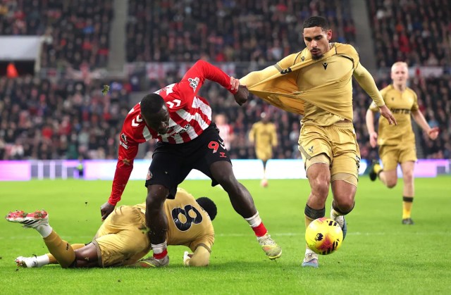 El delantero del Sunderland está generando interés en el Aston Villa: ¿Debería Le Bris sacar provecho de él? El delantero del Sunderland está generando interés en el Aston Villa: ¿Debería Le Bris sacar provecho de él?