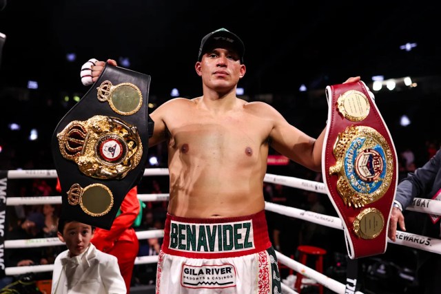 ‘Obra maestra’: la brutal victoria de David Benavidez sobre el Zurdo Ramírez pone en marcha al mundo del boxeo ‘Obra maestra’: la brutal victoria de David Benavidez sobre el Zurdo Ramírez pone en marcha al mundo del boxeo