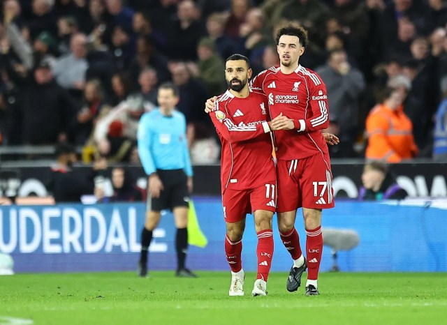 Un periodista del Liverpool revela una creciente preocupación por el futuro del dúo de estrellas en el club Un periodista del Liverpool revela una creciente preocupación por el futuro del dúo de estrellas en el club