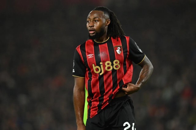 Informe: el Liverpool sufrió un duro golpe en la carrera por fichar un delantero de £ 75 millones Informe: el Liverpool sufrió un duro golpe en la carrera por fichar un delantero de £ 75 millones