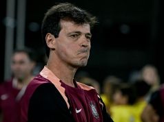 Diniz tacha de farsante al árbitro, más polémica en el Mirassol-Corinthians Diniz tacha de farsante al árbitro, más polémica en el Mirassol-Corinthians