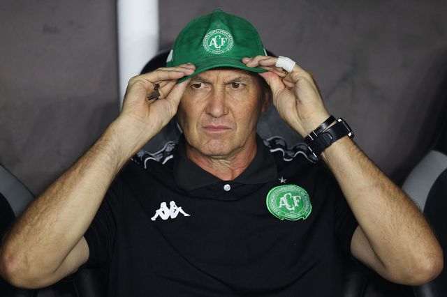 Gilmar Dal Pozzo ya no es entrenador del Chapecoense Gilmar Dal Pozzo ya no es entrenador del Chapecoense