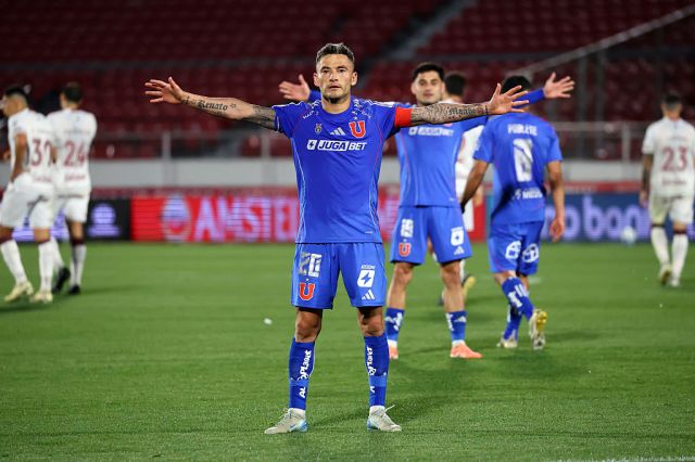 La U de Chile goleó a La Serena en el regreso de la Copa de la Liga La U de Chile goleó a La Serena en el regreso de la Copa de la Liga