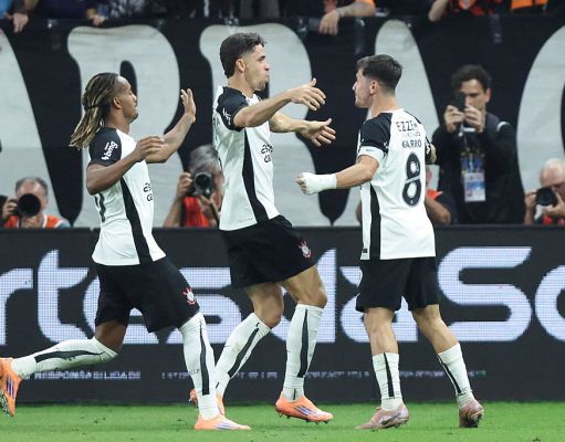 Hugo Souza brilla mientras el Corinthians pone fin a la racha invicta del RB Bragantino Hugo Souza brilla mientras el Corinthians pone fin a la racha invicta del RB Bragantino