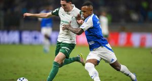 El delantero vuelve a entrenar en Cruzeiro, mientras que el lateral está de baja El delantero vuelve a entrenar en Cruzeiro, mientras que el lateral está de baja