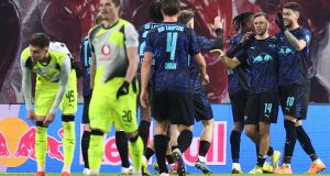 Dortmund y RB Leipzig empatan tras gol en propia puerta de Brasil Dortmund y RB Leipzig empatan tras gol en propia puerta de Brasil