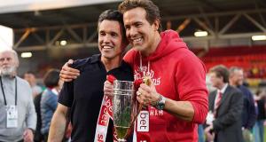 Ingresos récord y salarios extraordinarios: análisis de las finanzas de Wrexham Ingresos récord y salarios extraordinarios: análisis de las finanzas de Wrexham