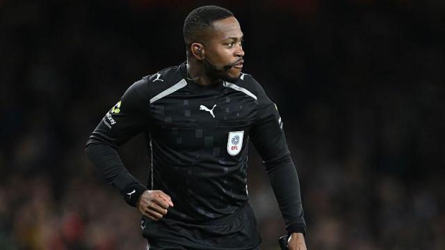 Howson será el primer árbitro negro de la final de la Copa FA Howson será el primer árbitro negro de la final de la Copa FA