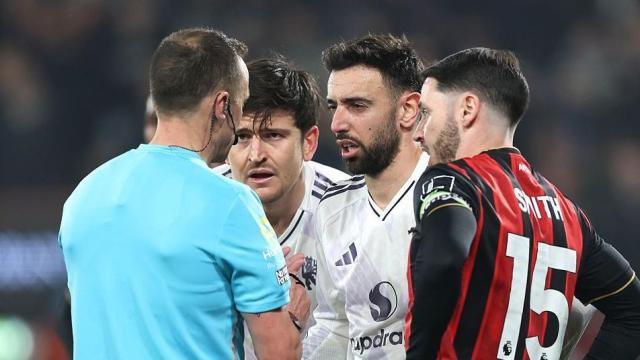 Furia del Manchester United por las decisiones de penalti “asombrosas” y “desconcertantes” Furia del Manchester United por las decisiones de penalti “asombrosas” y “desconcertantes”