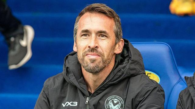 Fuchs espera generar impulso en Newport en Gillingham Fuchs espera generar impulso en Newport en Gillingham