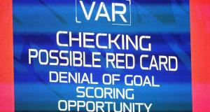 El jefe del árbitro busca conversaciones con los clubes sobre los rojos ‘DOGSO’ El jefe del árbitro busca conversaciones con los clubes sobre los rojos ‘DOGSO’