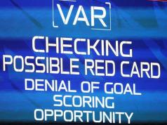 El jefe del árbitro busca conversaciones con los clubes sobre los rojos ‘DOGSO’ El jefe del árbitro busca conversaciones con los clubes sobre los rojos ‘DOGSO’