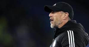 Rowett reacciona al empate que selló el descenso con Hull Rowett reacciona al empate que selló el descenso con Hull