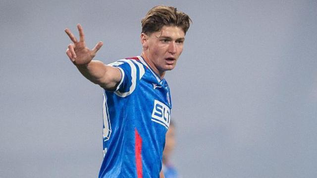 El Rangers compra al delantero Naderi del Hansa Rostock El Rangers compra al delantero Naderi del Hansa Rostock