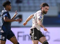 Brereton Díaz del Derby anota para Chile Brereton Díaz del Derby anota para Chile