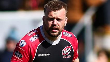 Nelson firma un nuevo contrato con los Cornish Pirates Nelson firma un nuevo contrato con los Cornish Pirates
