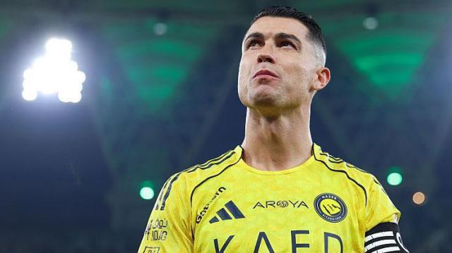 Ronaldo se convierte en copropietario del Almería español Ronaldo se convierte en copropietario del Almería español