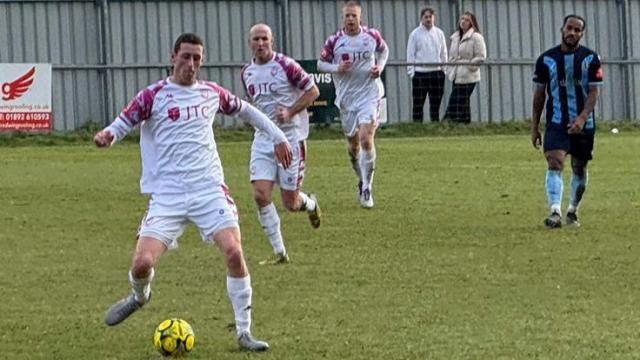 Los Jersey Bulls consiguen su cuarta victoria en cinco en Crowborough Los Jersey Bulls consiguen su cuarta victoria en cinco en Crowborough