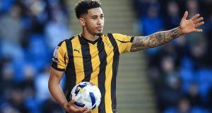 La temporada no es lo suficientemente buena: Lawrence-Gabriel de Vale La temporada no es lo suficientemente buena: Lawrence-Gabriel de Vale