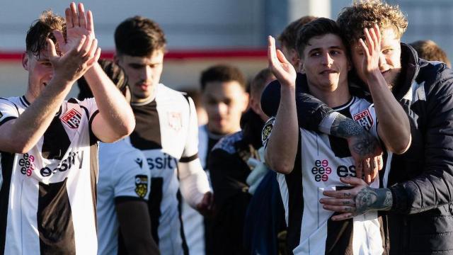 Cymru Premier: Flint se mantiene arriba, Bala desciende Cymru Premier: Flint se mantiene arriba, Bala desciende