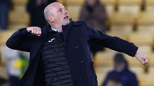 Clement afirma que Norwich “ya no entre en pánico” Clement afirma que Norwich “ya no entre en pánico”