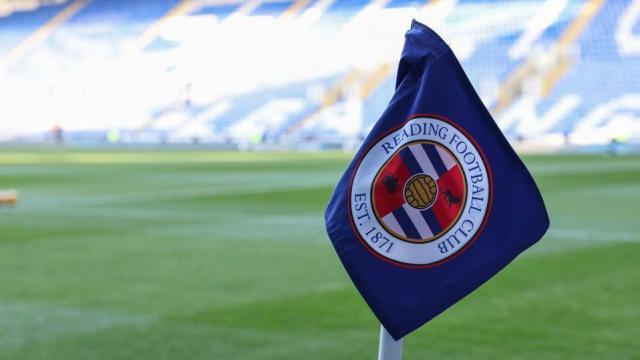 Prohibición de leer a kitman tras comentario homofóbico Prohibición de leer a kitman tras comentario homofóbico