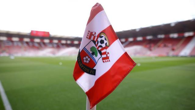 Southampton se enfrenta a una investigación de la EFL por espiar al Middlesbrough Southampton se enfrenta a una investigación de la EFL por espiar al Middlesbrough