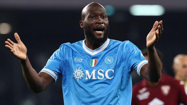 Napoli podría castigar a Lukaku por no presentarse al entrenamiento Napoli podría castigar a Lukaku por no presentarse al entrenamiento