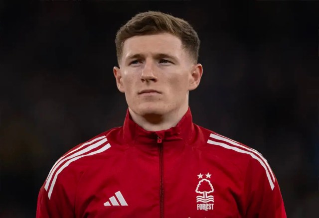 Fabrizio Romano confirma las negociaciones en curso entre el Manchester City y el equipo de Elliot Anderson Fabrizio Romano confirma las negociaciones en curso entre el Manchester City y el equipo de Elliot Anderson