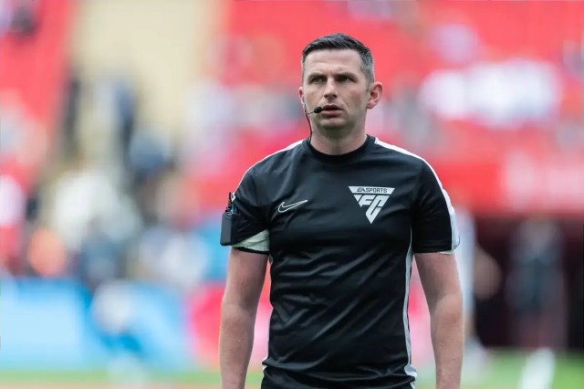 Oficiales del partido: Michael Oliver arbitrará el Everton vs Manchester City Oficiales del partido: Michael Oliver arbitrará el Everton vs Manchester City