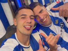 El cedido del Arsenal celebra su título de liga El cedido del Arsenal celebra su título de liga