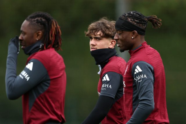 Las estrellas lesionadas del Arsenal se rompieron en el entrenamiento previo al Atlético Las estrellas lesionadas del Arsenal se rompieron en el entrenamiento previo al Atlético