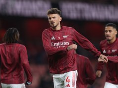 El Arsenal entrena en Emirates antes del Manchester United y los jugadores juveniles se unen El Arsenal entrena en Emirates antes del Manchester United y los jugadores juveniles se unen