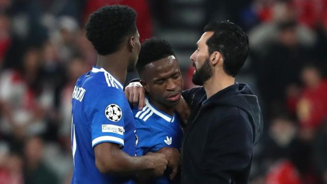 El Real Madrid publica comunicado sobre presuntos abusos racistas dirigidos a Vinicius Júnior El Real Madrid publica comunicado sobre presuntos abusos racistas dirigidos a Vinicius Júnior