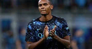 Akanji advierte a sus rivales de la Serie A y la Coppa Italia: “El Inter no le tiene miedo a nadie” Akanji advierte a sus rivales de la Serie A y la Coppa Italia: “El Inter no le tiene miedo a nadie”