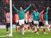 El cabezazo de Van Dijk pone fin al jonrón invicto del Sunderland y el Liverpool vuelve a la contienda europea El cabezazo de Van Dijk pone fin al jonrón invicto del Sunderland y el Liverpool vuelve a la contienda europea